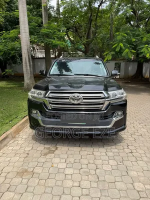 Toyota Land Cruiser 2017 Black