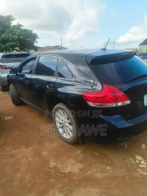 Toyota Venza LE 2012 Black