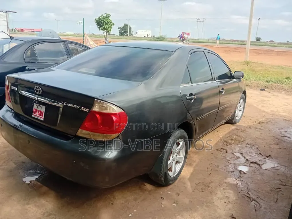 Toyota Camry 2005 Black