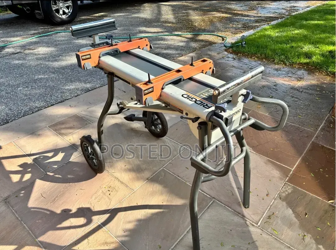 Ridgid Mobile Mitre Saw Stand