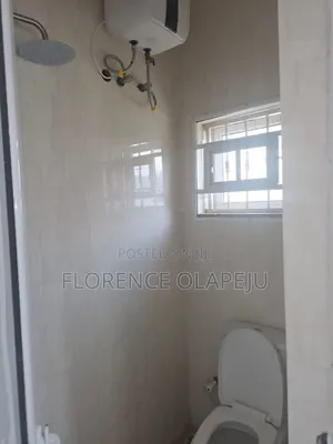3bdrm Block of Flats in Kasumu, Akala Express for rent