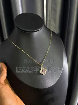 Dainty Zirconia Necklace