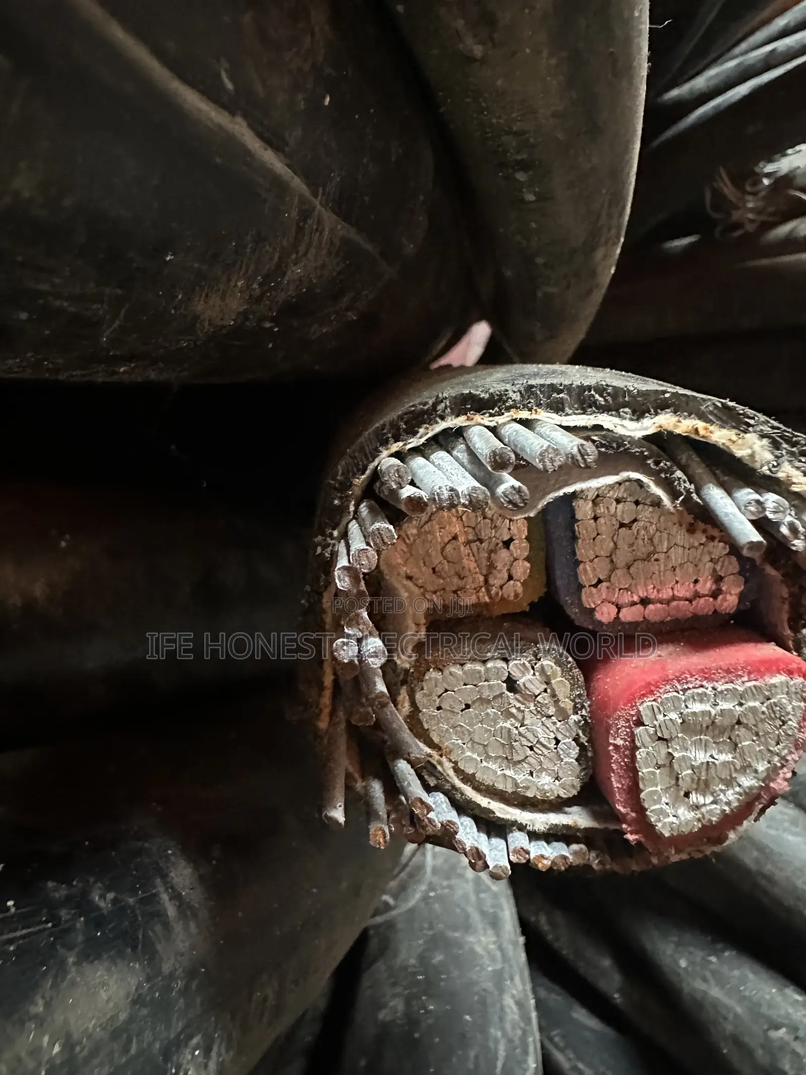 120mm Aluminum 4core Cable