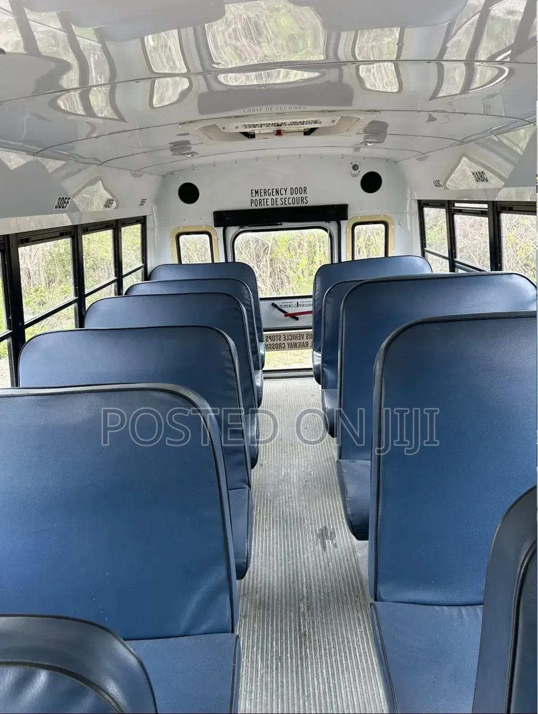 GMC Savana 2024 Blue