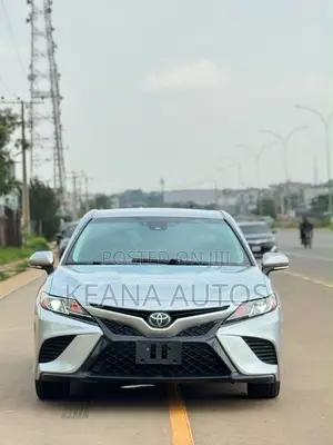 Toyota Camry 2020 Silver