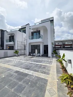 5bdrm House in Ikate for sale