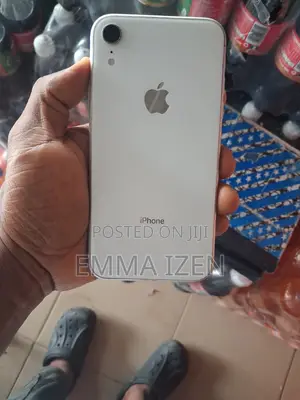 Apple iPhone XR 64 GB Silver