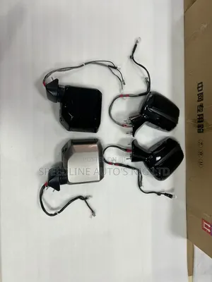 Complete Set of Side Mirrors Toyota Prado With Sensor Nd Camera 2025