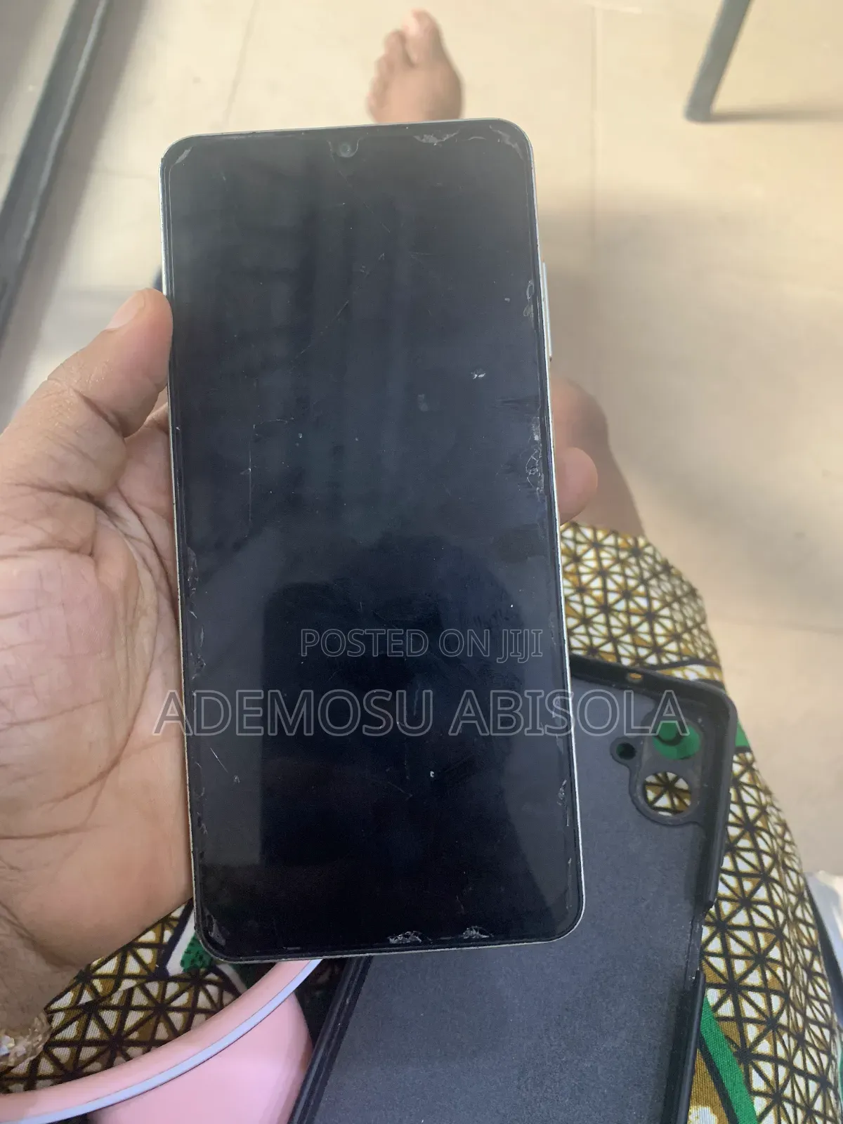 Samsung Galaxy A06 128 GB Gold
