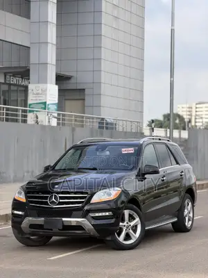 Mercedes-Benz M Class ML350 4dr SUV (3.5L 6cyl 7A) 2015 Black