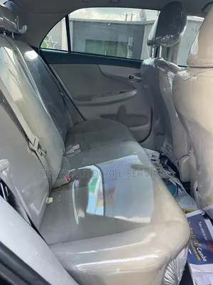 Toyota Corolla 2011 Black