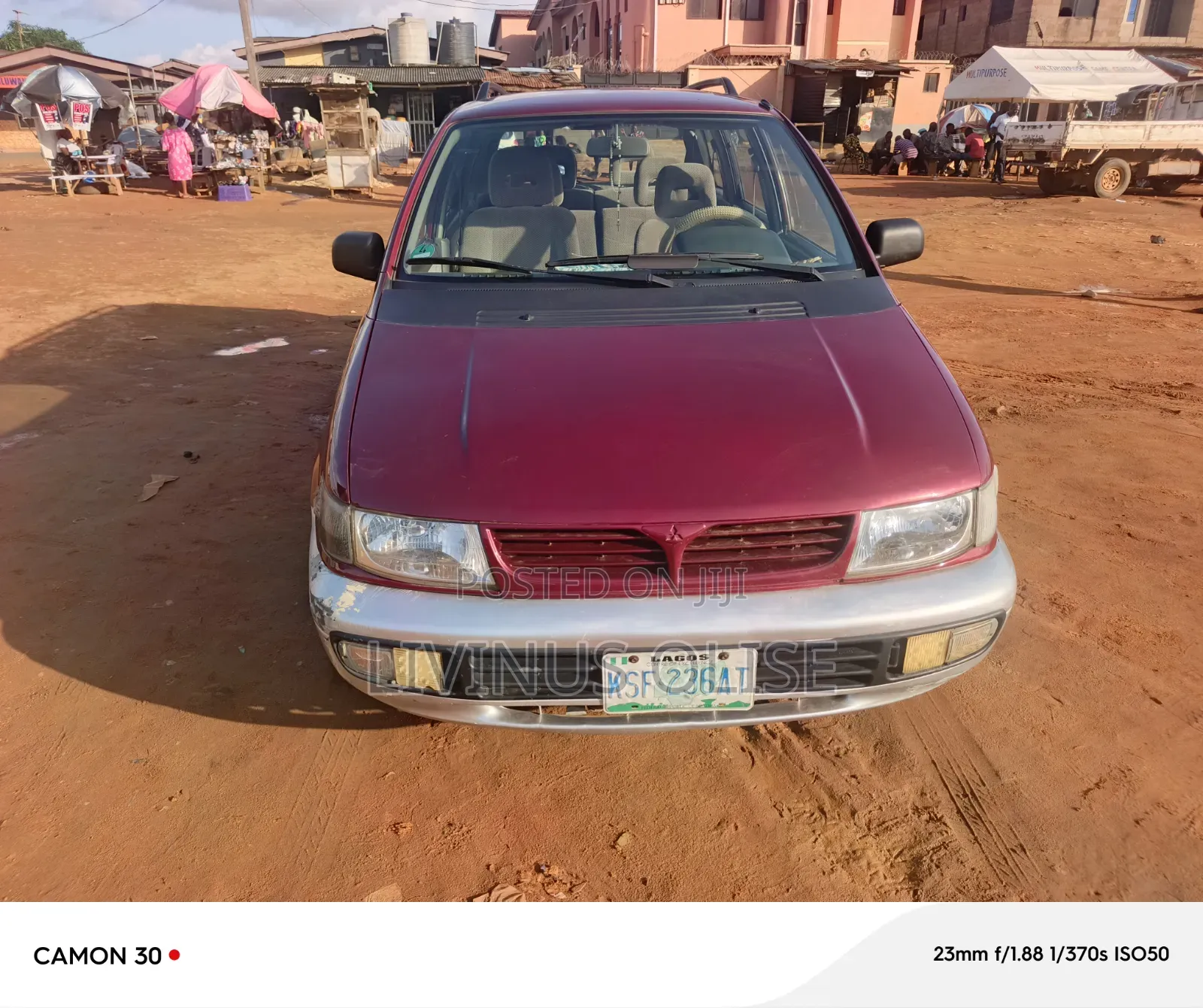 Mitsubishi SpaceWagon 2004 Red