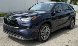 Toyota Highlander 2023 Blue
