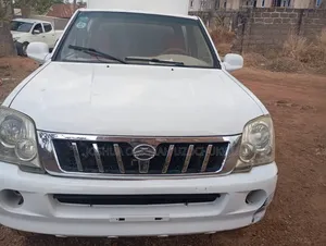 Dodge B2000 2013 White