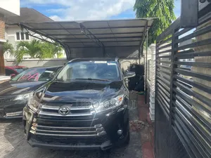 Toyota Highlander 2015 Black