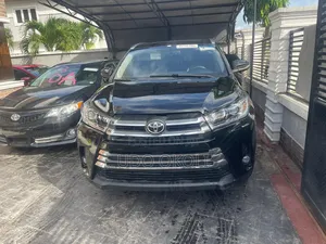 Toyota Highlander 2015 Black
