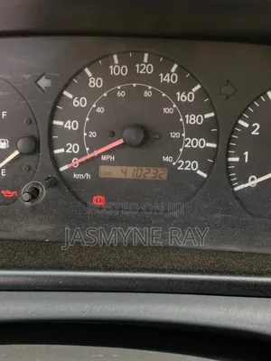 Toyota Camry 2000 White