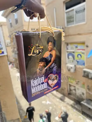 Customize Gifts and Souvenirs