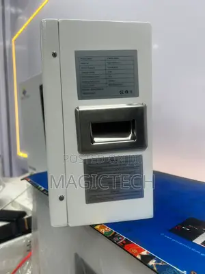 2.5kwh/12v Suntrick Lithium Battery