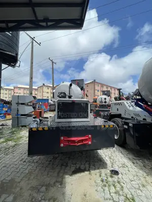 4cubic Mobile Industrial Self Load Concrete Mixer 4000l