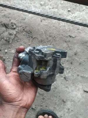 Range Rover Sport 2010 Steering Pump