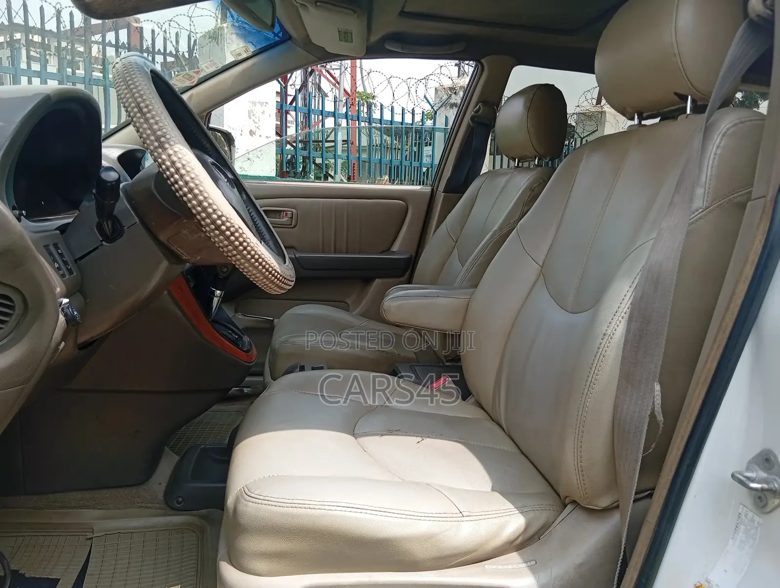 Lexus RX 2000 White