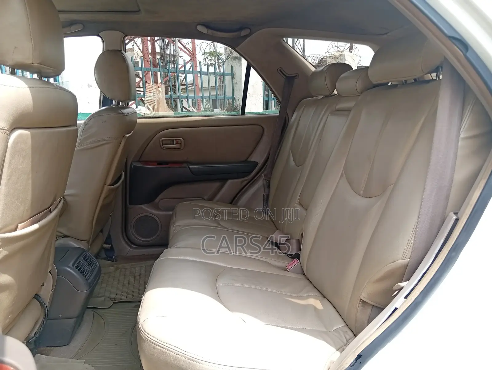 Lexus RX 2000 White