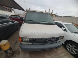Ford E250 2006 White