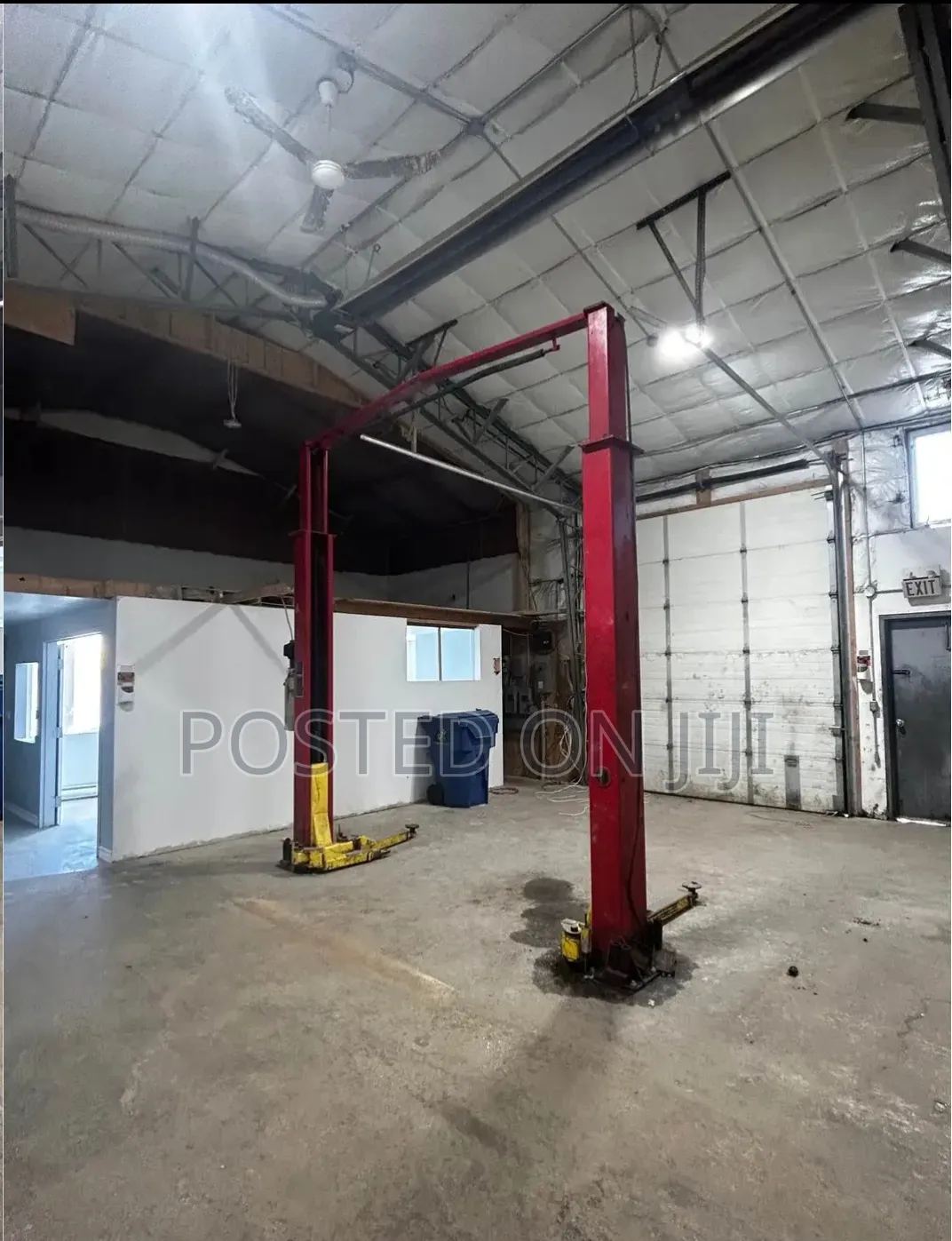 Auto Hoist