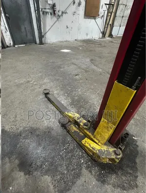 Auto Hoist
