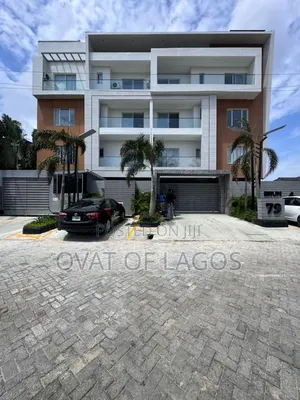 2bdrm Apartment in Lekki Phase 1 for rent