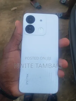 Infinix Smart 7 64 GB White