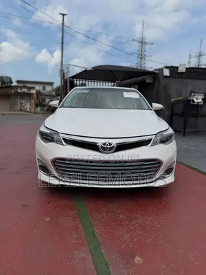Toyota Avalon 2014 White