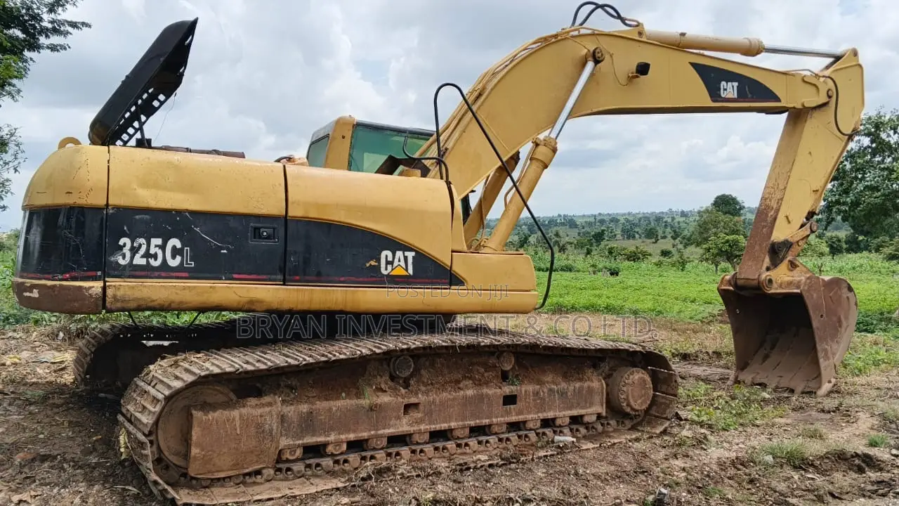 325 Excavator