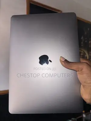Laptop Apple MacBook Pro 2020 16GB Intel Core i5 SSD 512GB