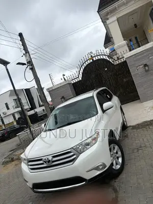 Toyota Highlander 2011 White