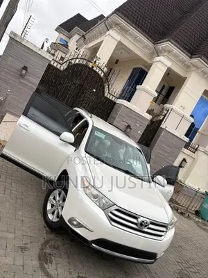 Toyota Highlander 2011 White