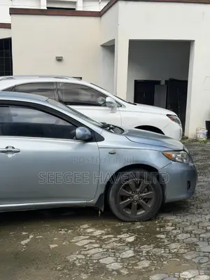 Toyota Corolla LE 4dr Sedan (1.8L 4cyl 4A) 2010 Blue