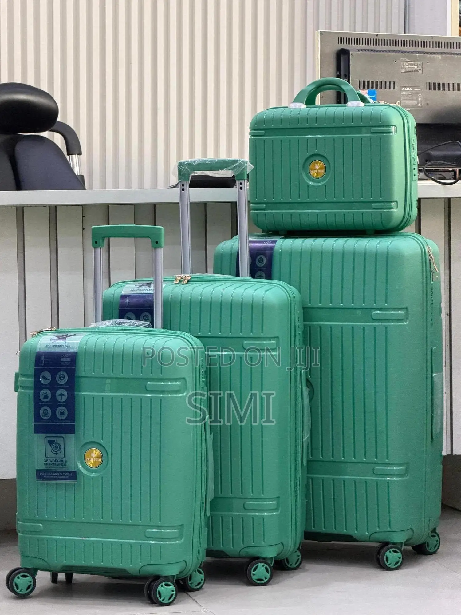 Set of Boxes