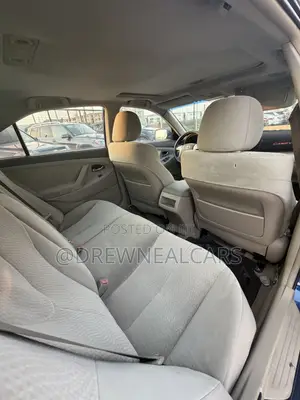 Toyota Camry LE 4dr Sedan (2.5L 4cyl 6A) 2011 Blue