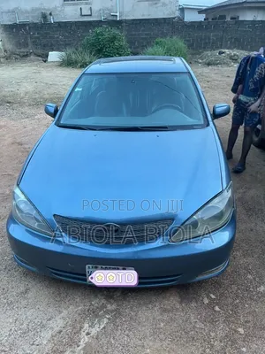 Toyota Camry 2004 Blue