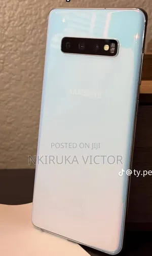 New Samsung Galaxy S10 Plus 128 GB Black