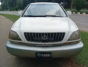 Lexus RX 2000 White