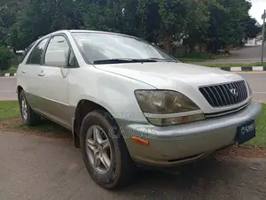 Lexus RX 2000 White