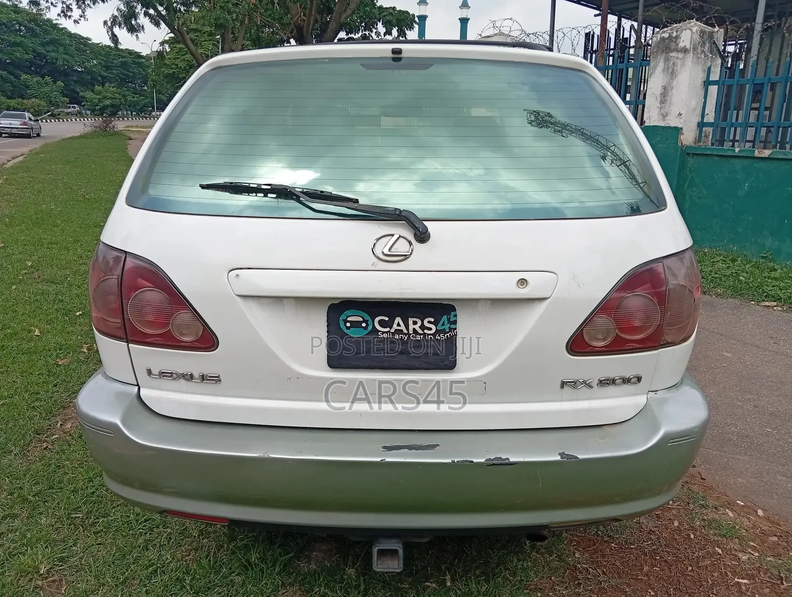 Lexus RX 2000 White