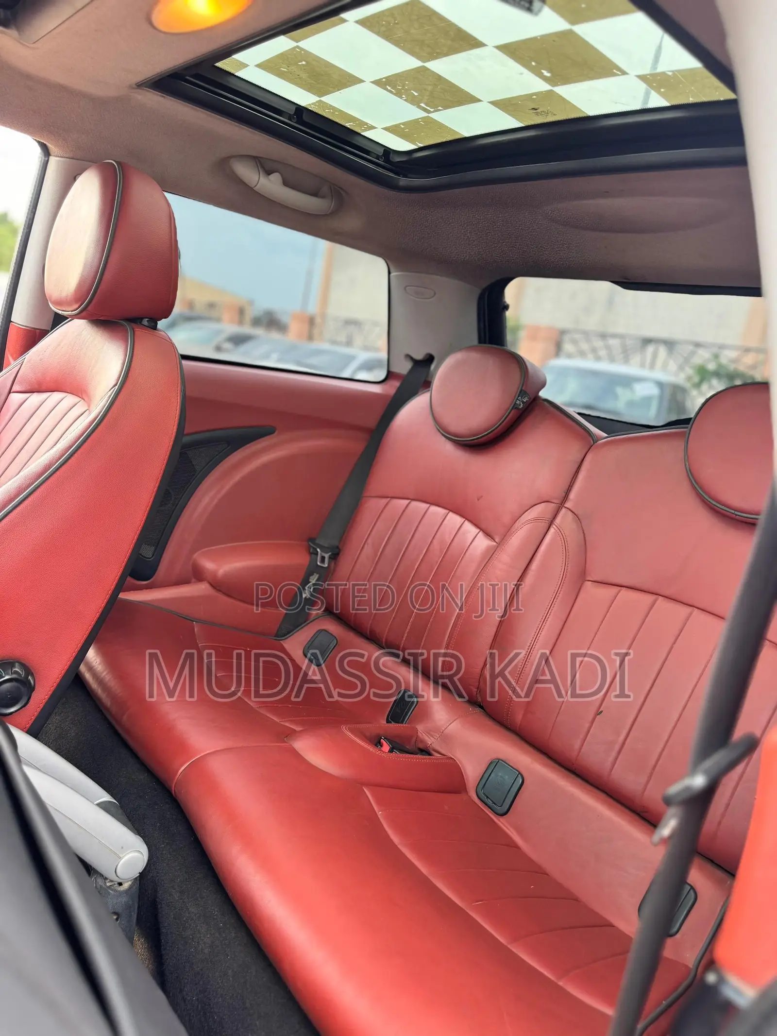 Mini Mini 2010 Gold