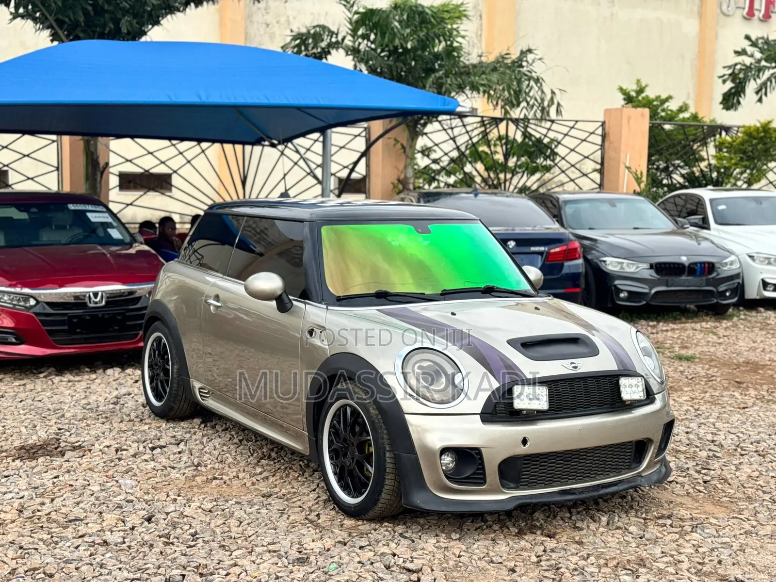 Mini Mini 2010 Gold