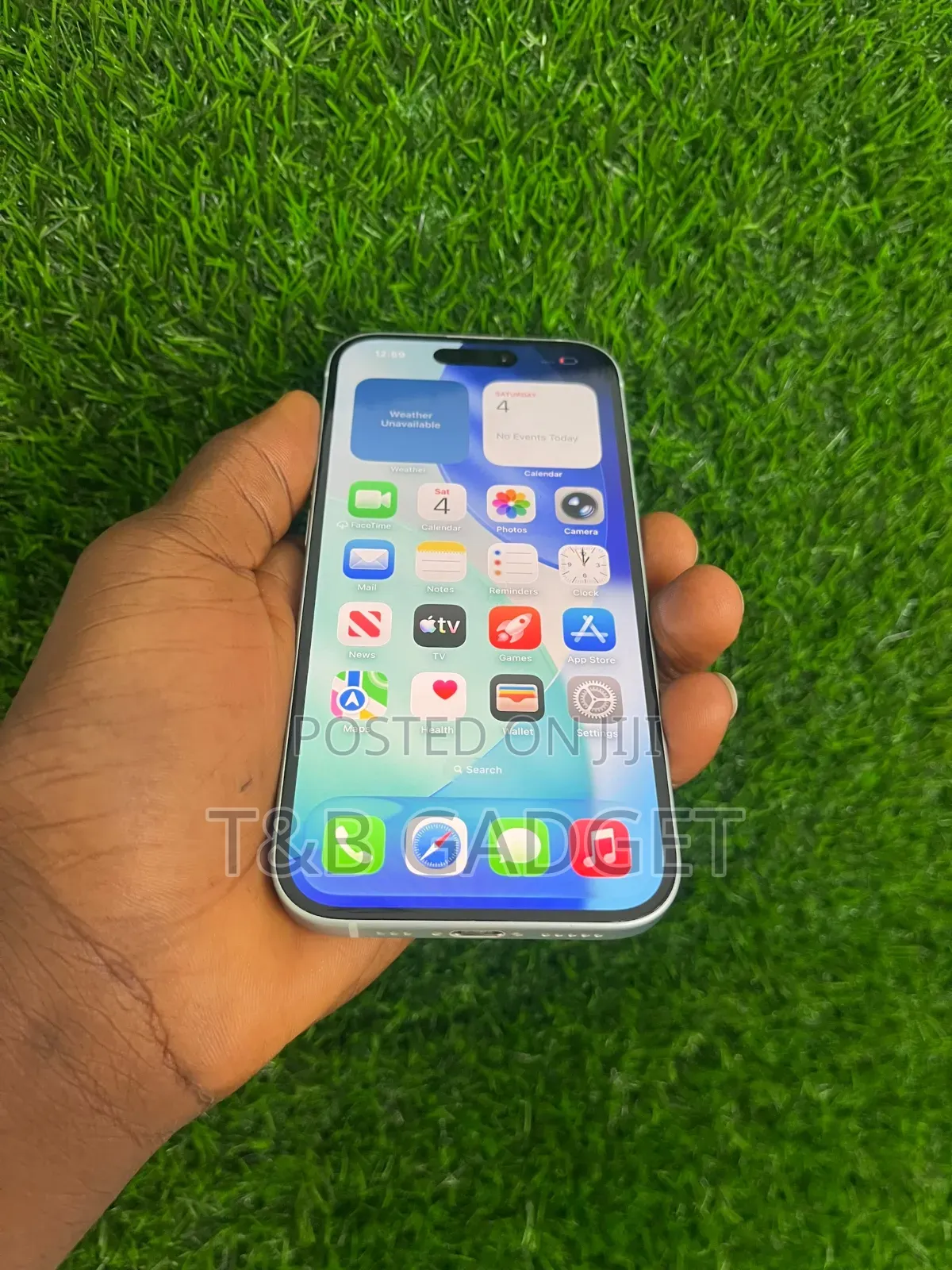 New Apple iPhone 15 128 GB White