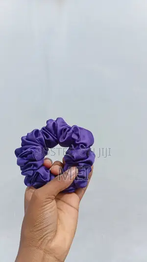 Full Scrunchies