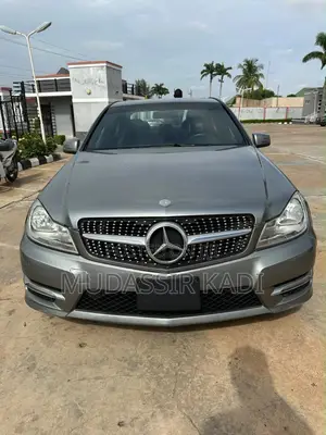 Mercedes-Benz C300 2012 Silver